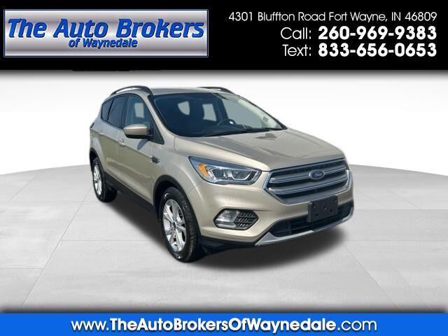 2017 FORD Escape