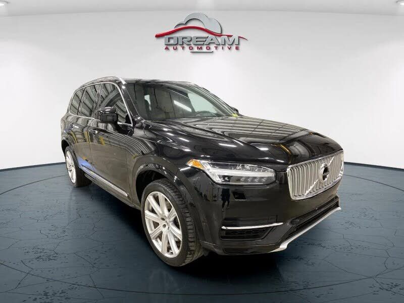 2018 VOLVO XC90
