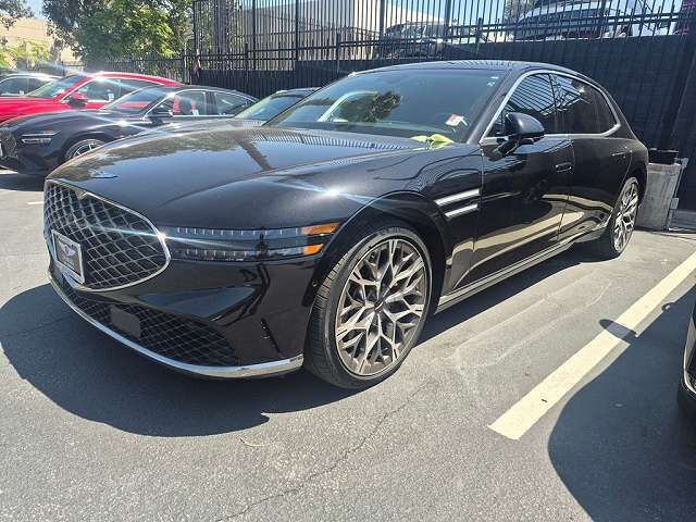 2023 GENESIS G90