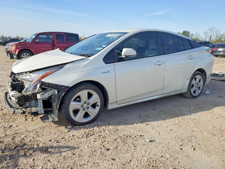 2016 TOYOTA PRIUS
