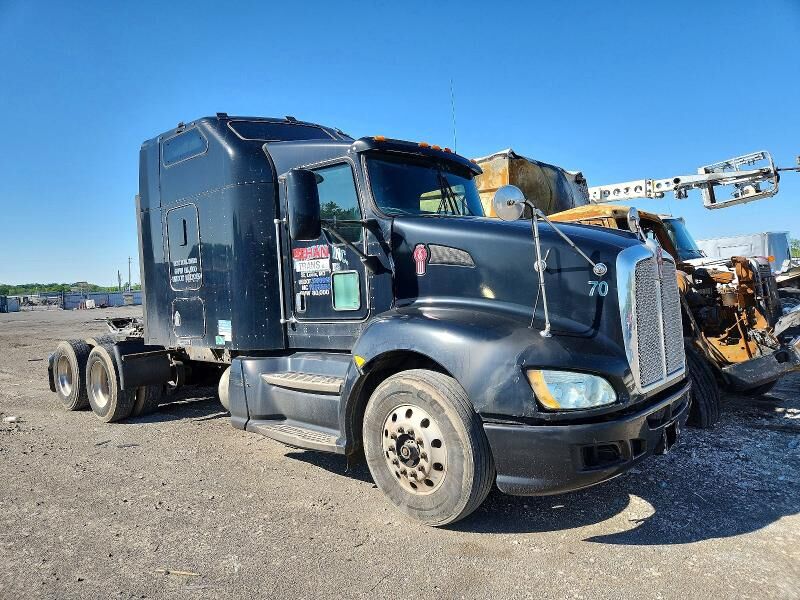 2009 KENWORTH T6 Series