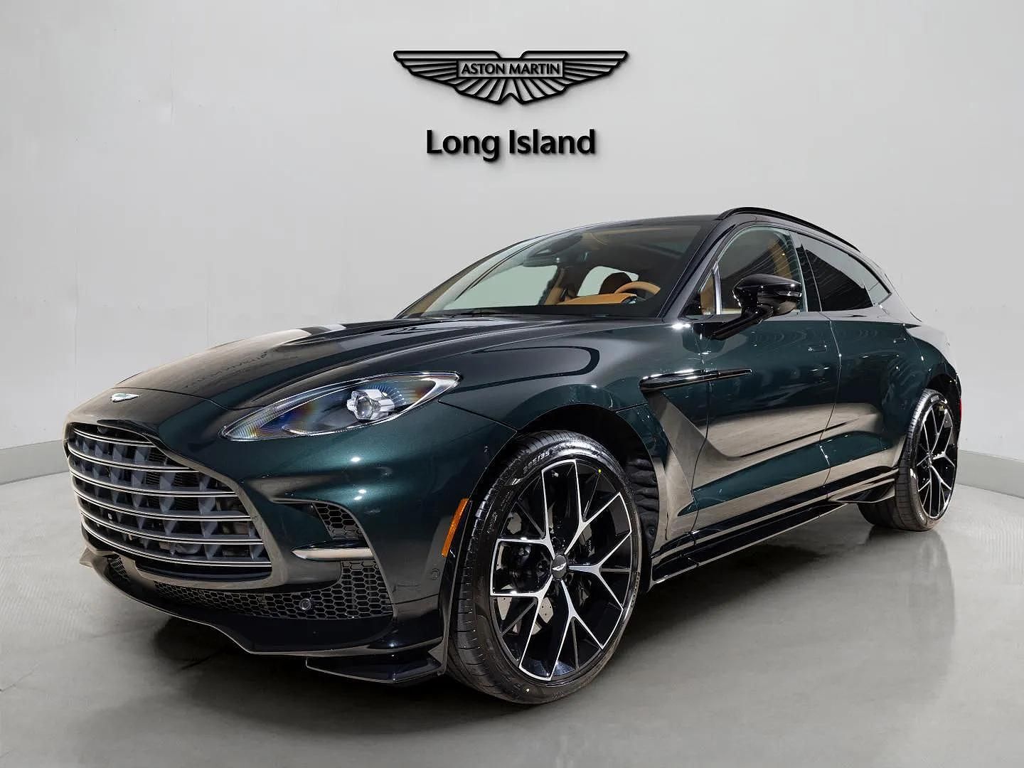 2026 ASTON MARTIN DBX