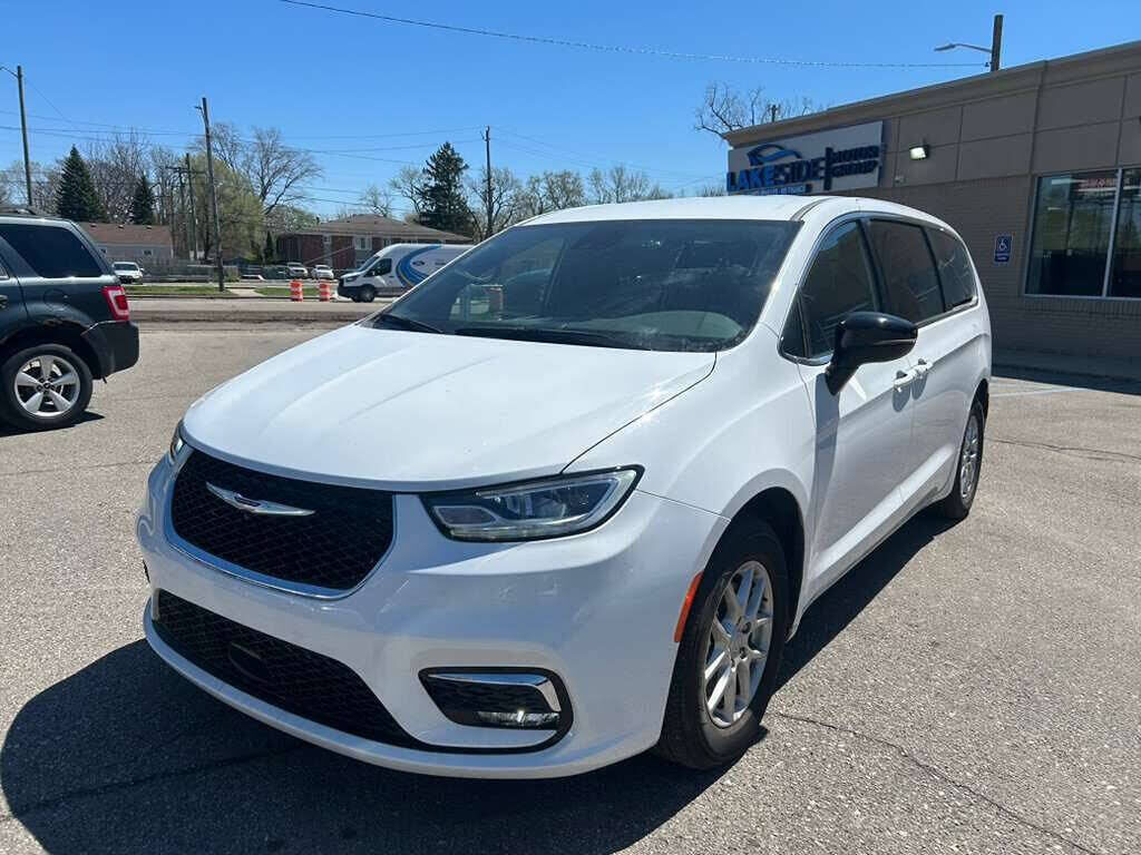 2025 CHRYSLER Pacifica