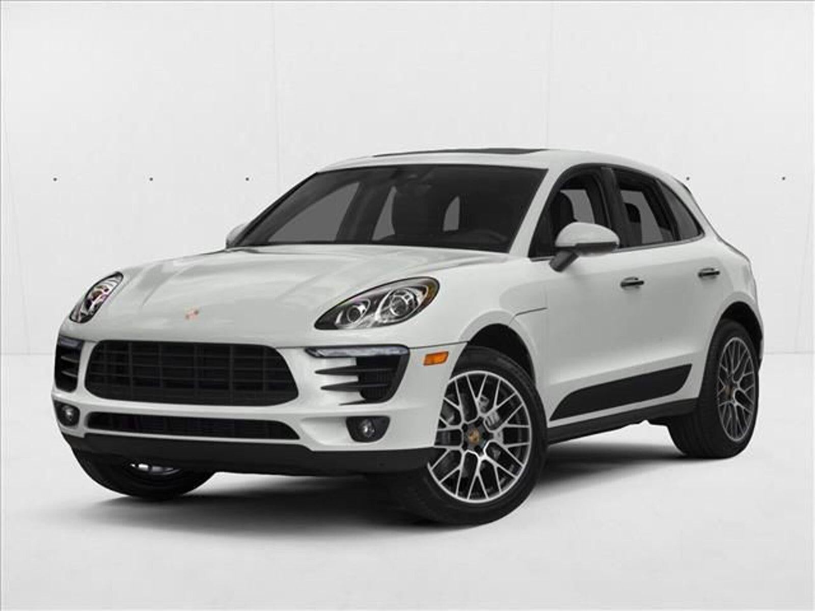 2018 PORSCHE Macan