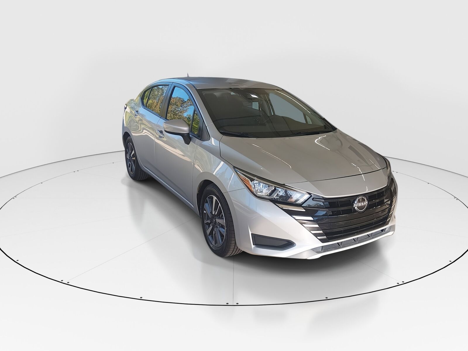 2023 NISSAN Versa