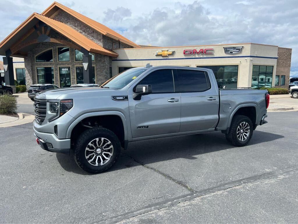 2023 GMC Sierra
