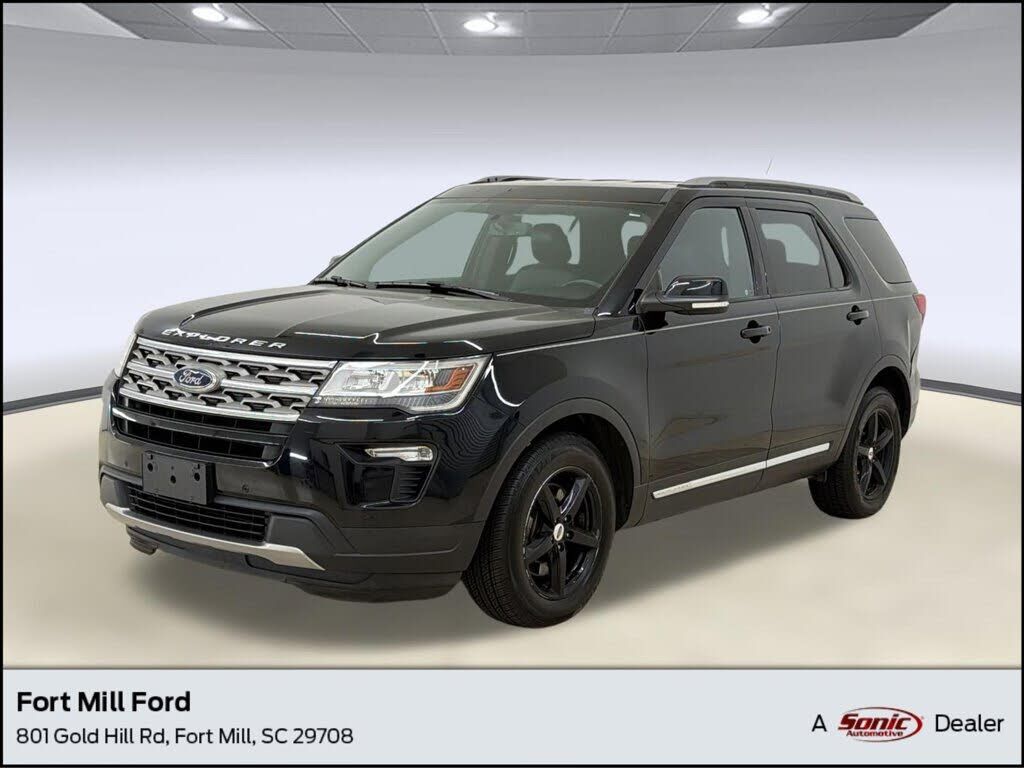 2018 FORD Explorer