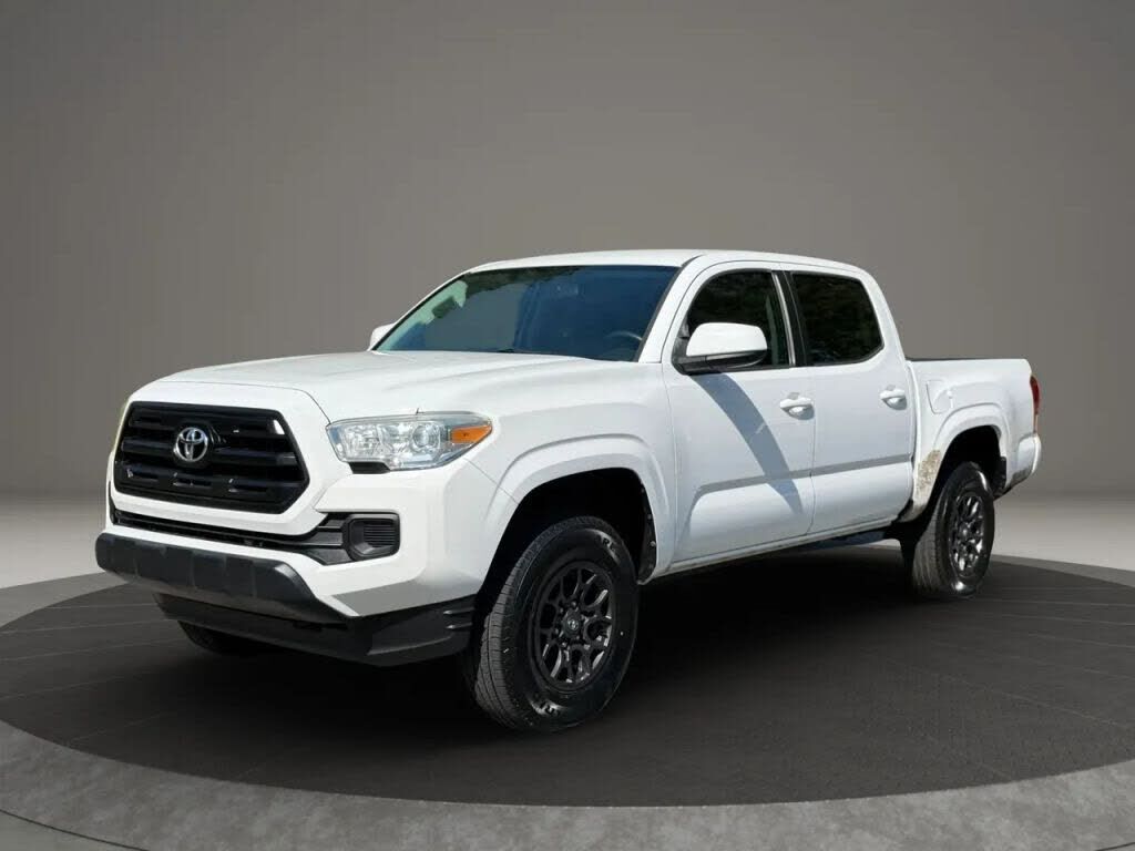 2017 TOYOTA Tacoma