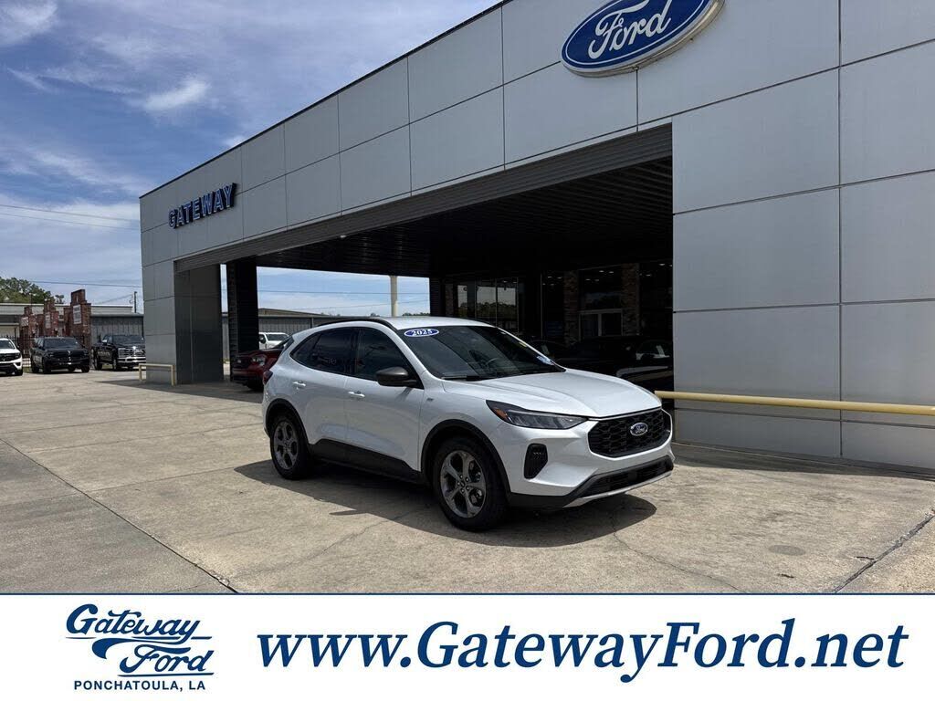 2025 FORD Escape