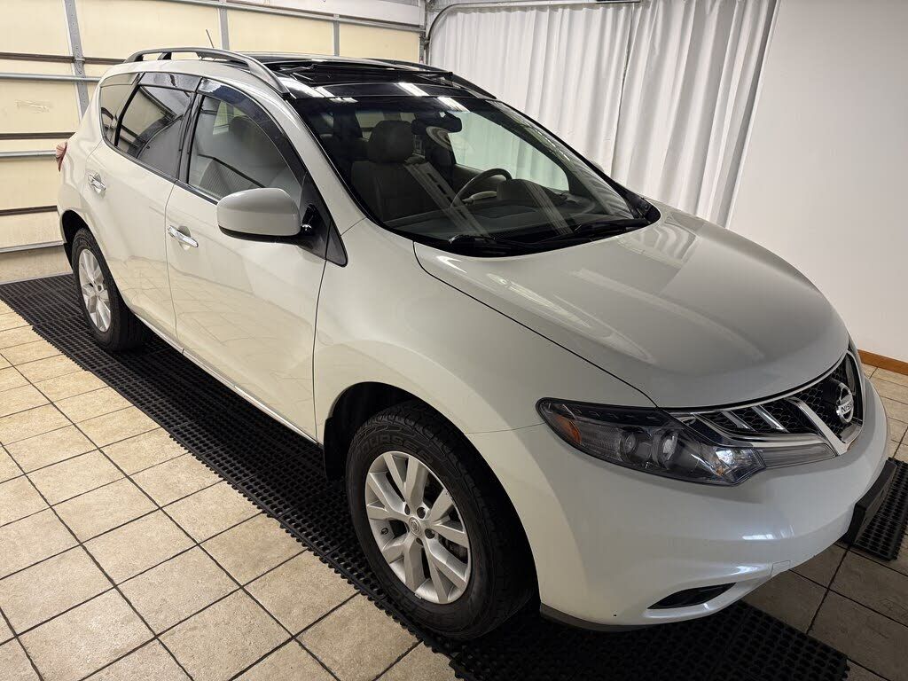 2011 NISSAN Murano