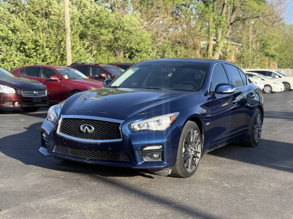 2016 INFINITI Q50