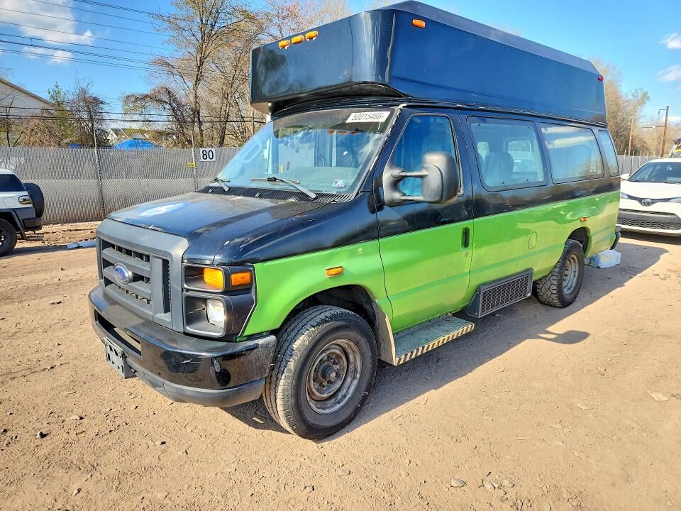 2013 FORD E-350