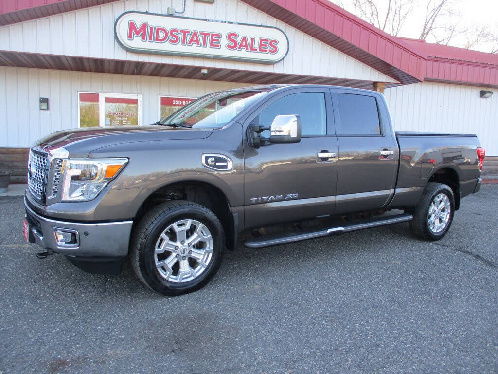 2016 NISSAN Titan