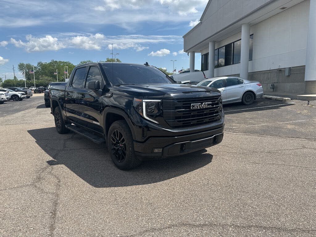 2024 GMC Sierra