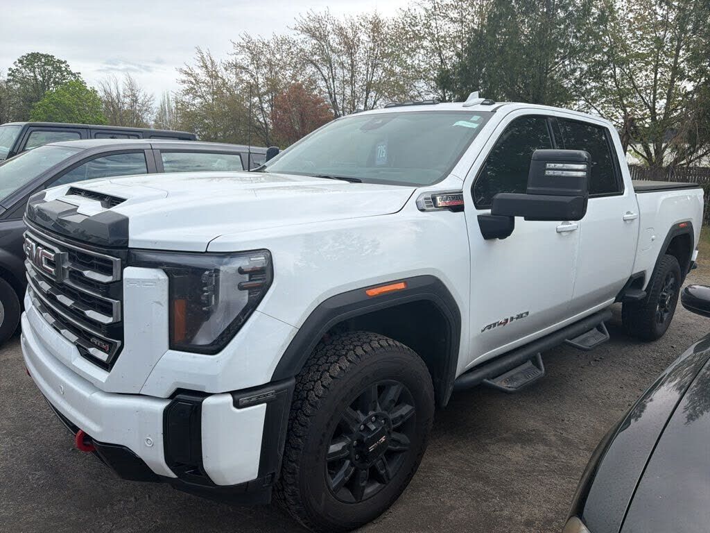 2025 GMC Sierra HD