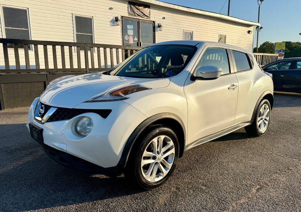 2015 NISSAN Juke