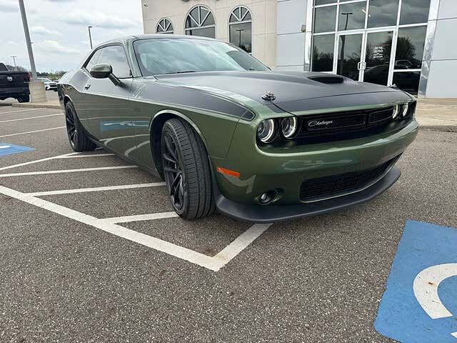 2020 DODGE Challenger