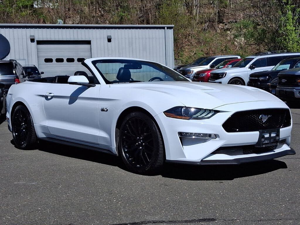 2020 FORD Mustang