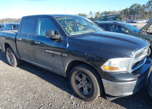 2011 DODGE Ram