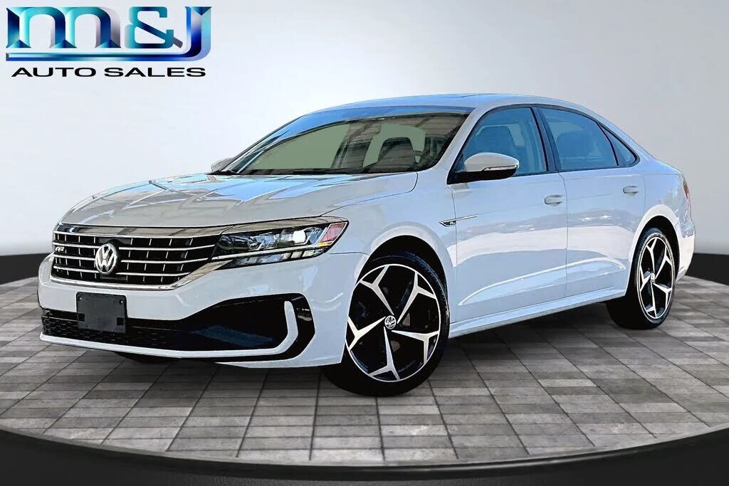 2020 VOLKSWAGEN Passat