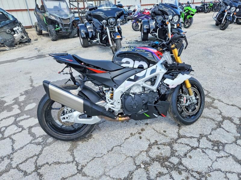 2024 APRILIA Tuono