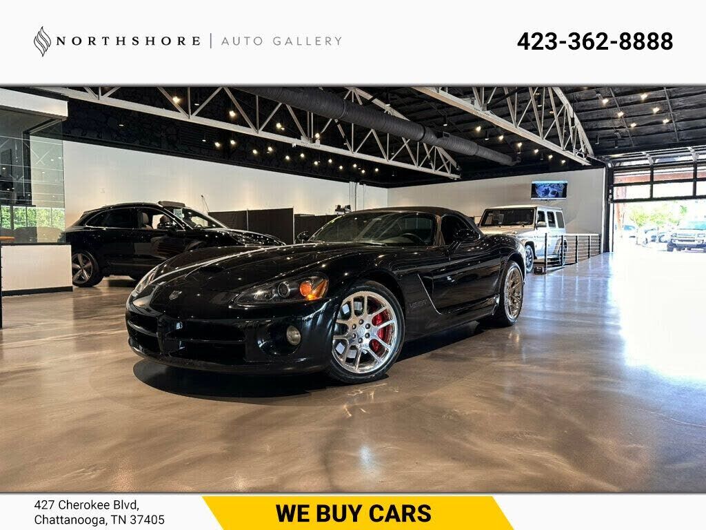 2004 DODGE Viper