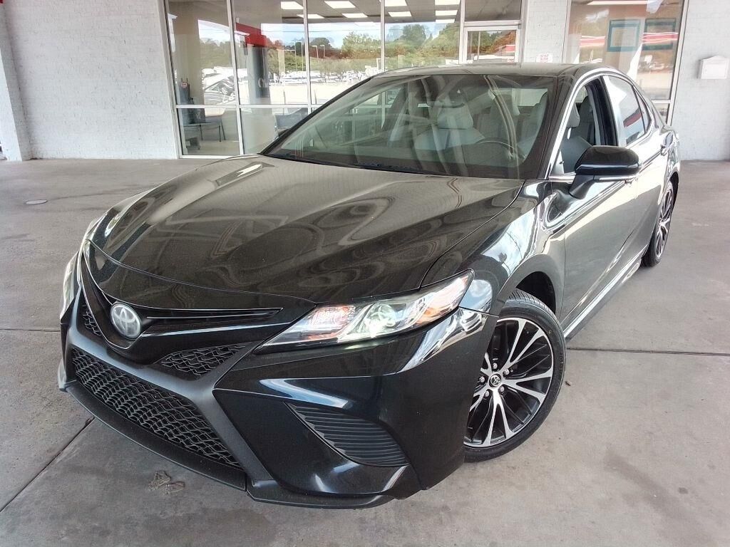 2018 TOYOTA Camry