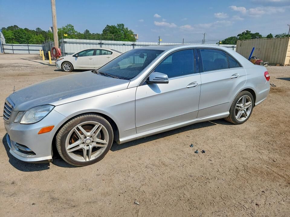 2012 MERCEDES-BENZ E-Class
