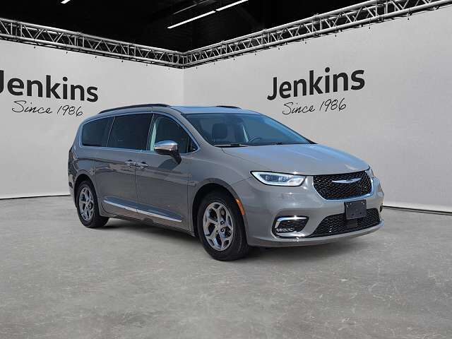 2023 CHRYSLER Pacifica