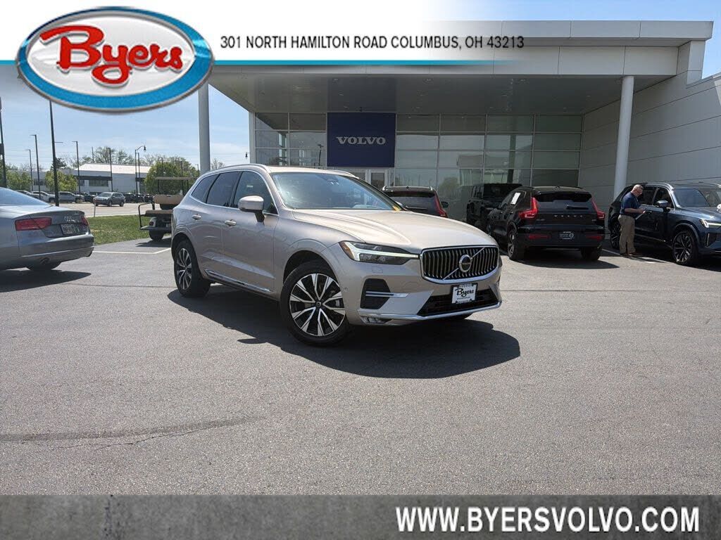 2023 VOLVO XC60