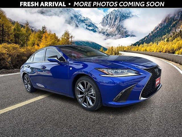 2021 LEXUS ES
