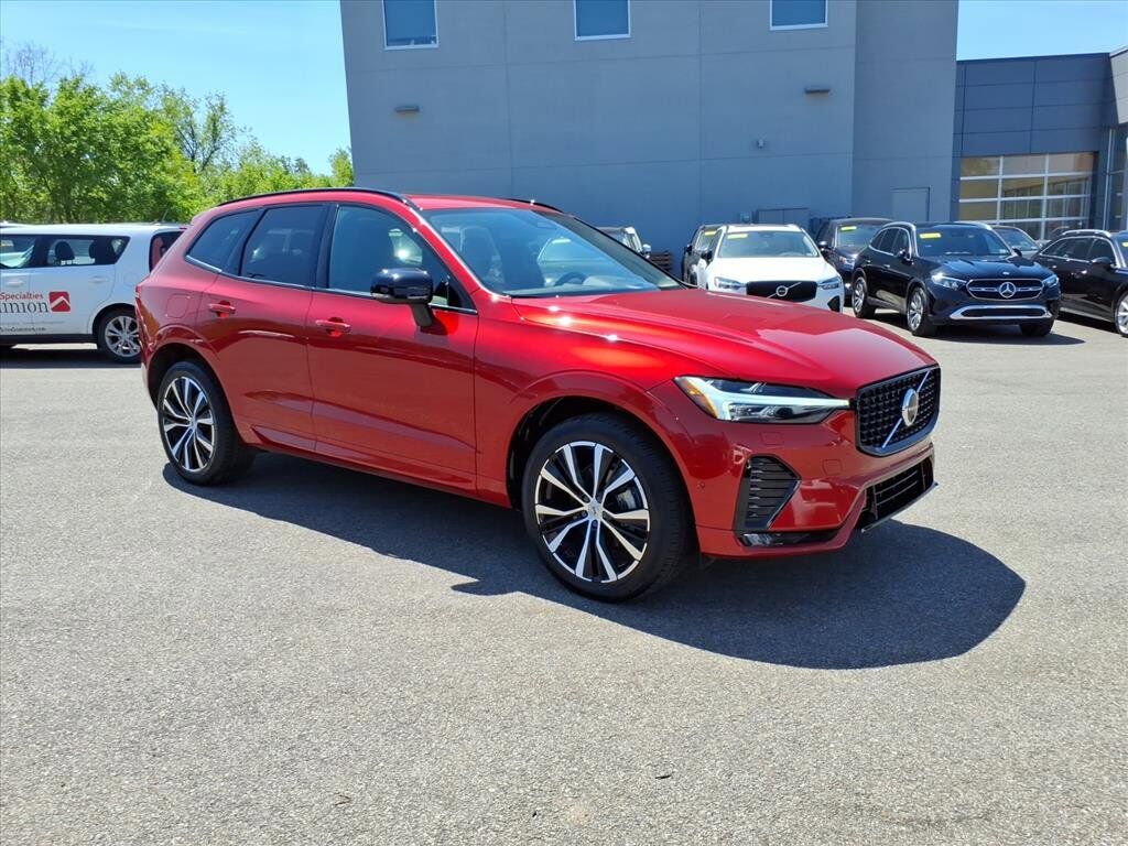 2024 VOLVO XC60