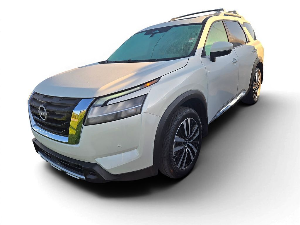 2024 NISSAN Pathfinder