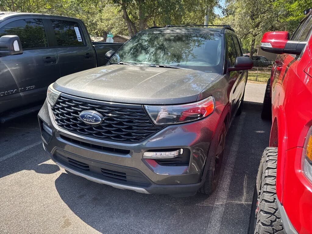 2020 FORD Explorer