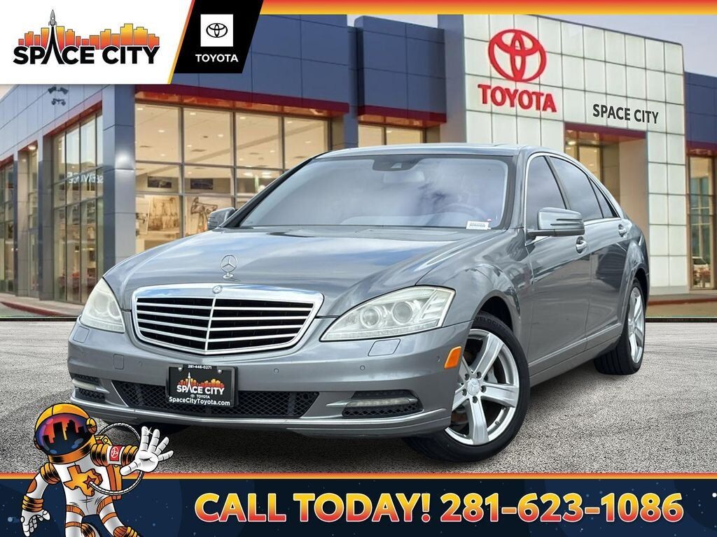 2011 MERCEDES-BENZ S-Class