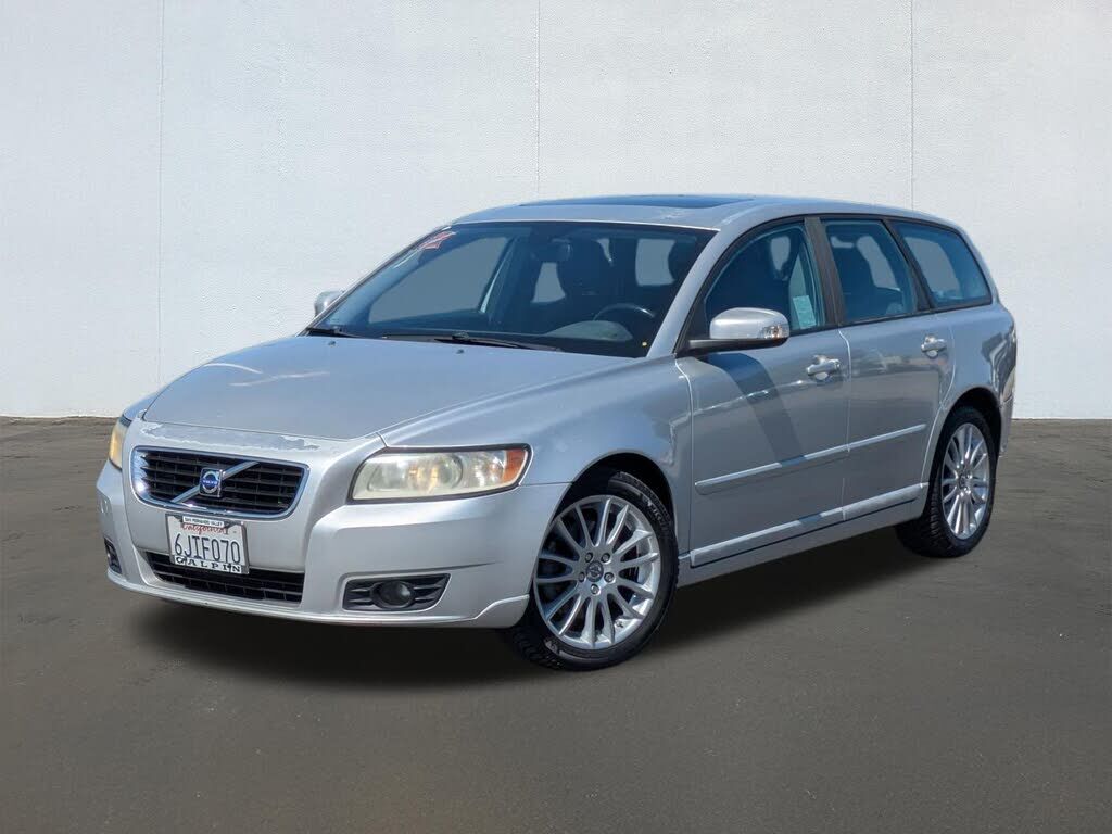 2009 VOLVO V50
