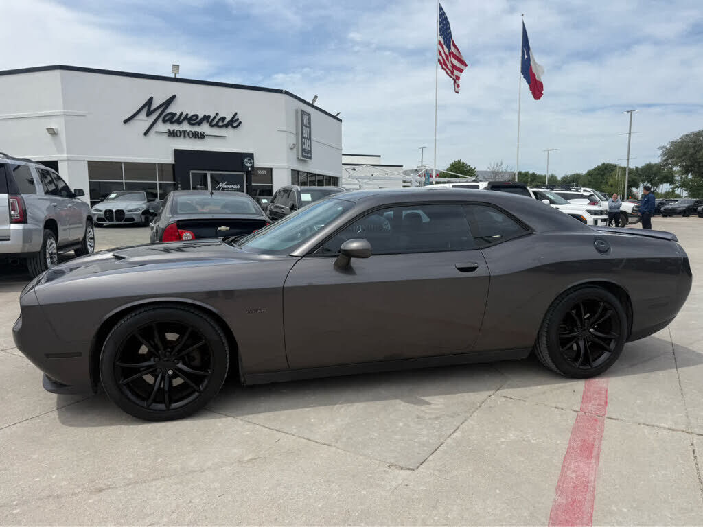 2016 DODGE Challenger