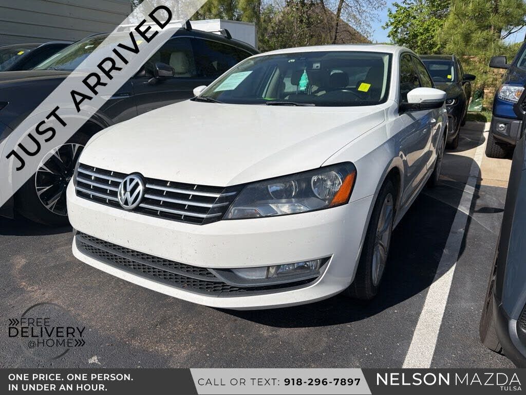 2015 VOLKSWAGEN Passat