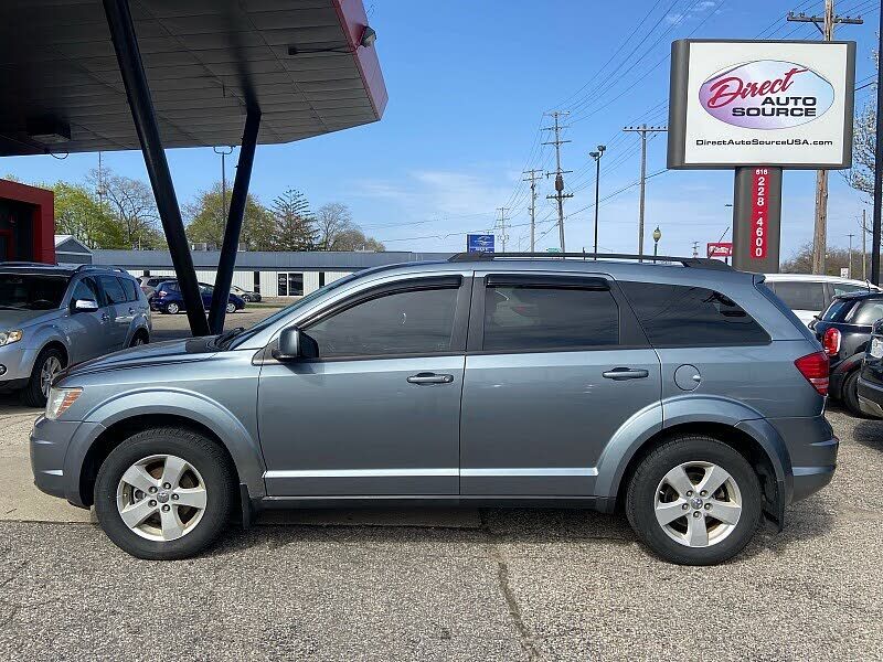2010 DODGE Journey