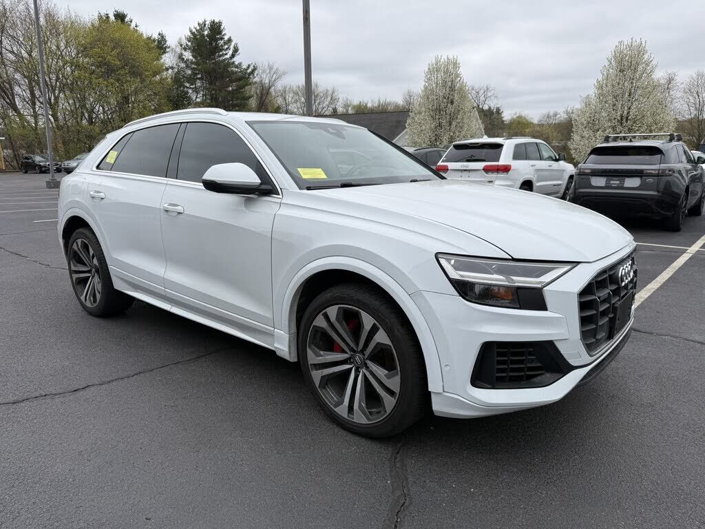 2019 AUDI Q8