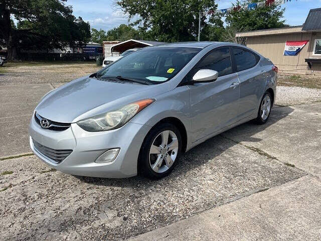 2013 HYUNDAI Elantra