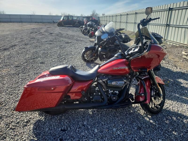 2018 HARLEY DAVIDSON FLTRXS / Road Glide Special