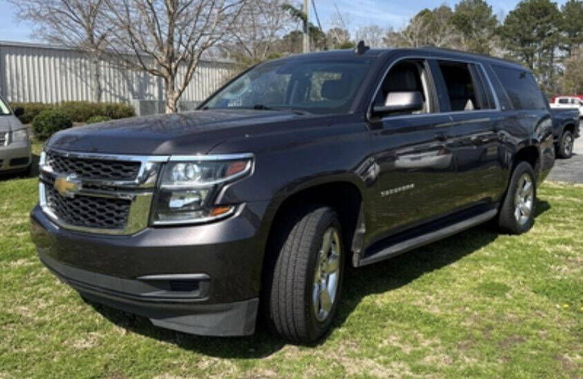 2017 CHEVROLET Suburban
