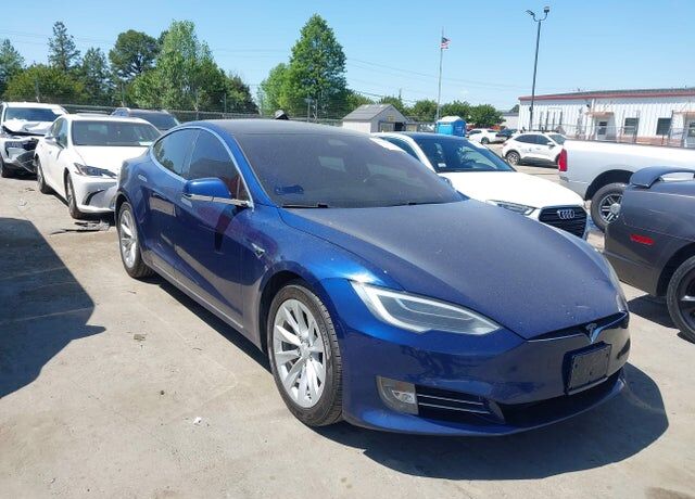 2018 TESLA Model S