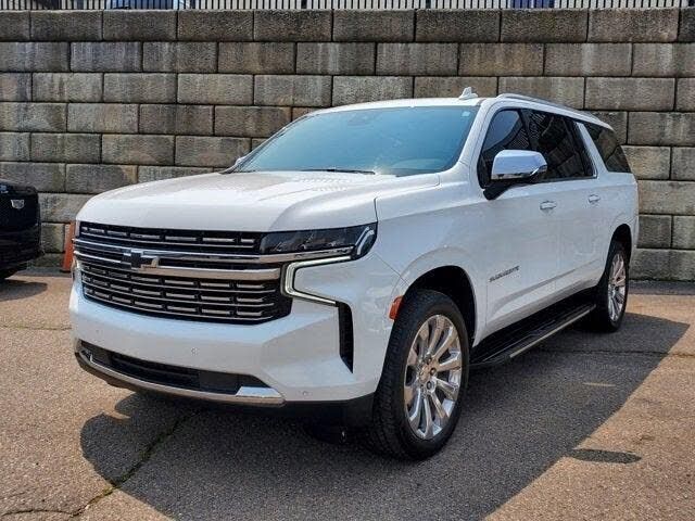 2023 CHEVROLET Suburban