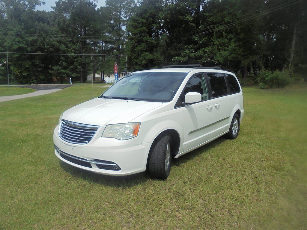 2011 CHRYSLER Town and Country