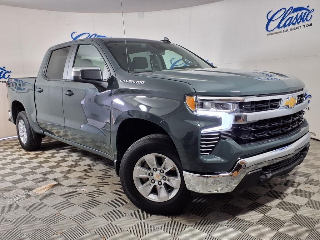 2025 CHEVROLET Silverado