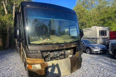 2014 FREIGHTLINER XC-S Straight Rail Rear Engine Motor Home Chassis