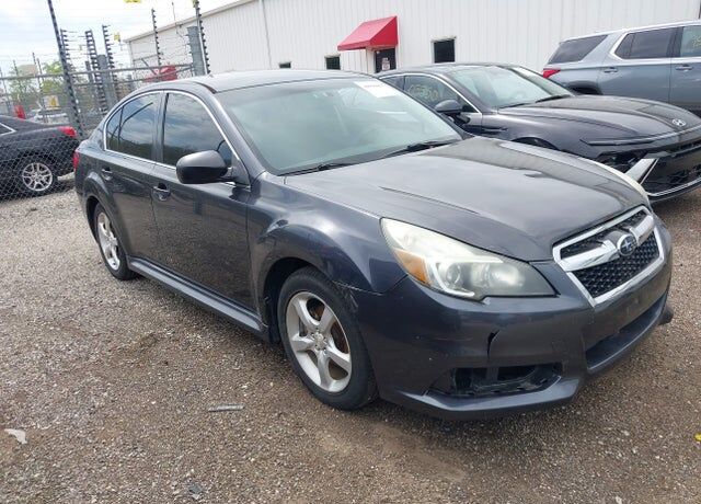 2013 SUBARU Legacy