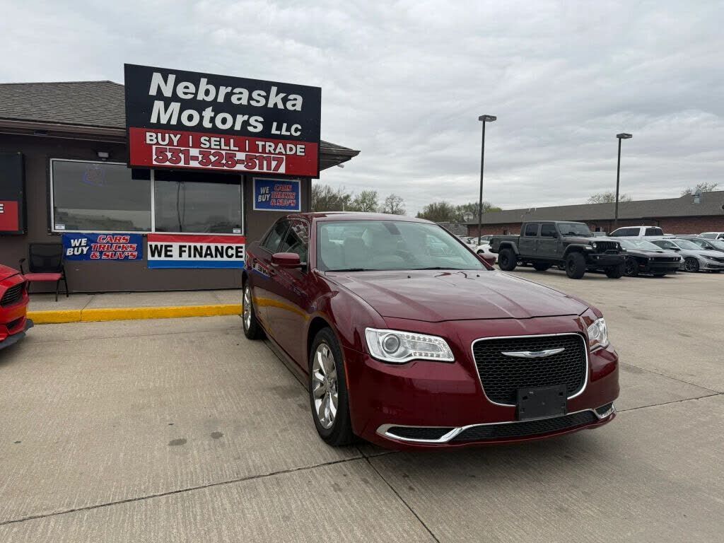 2016 CHRYSLER 300
